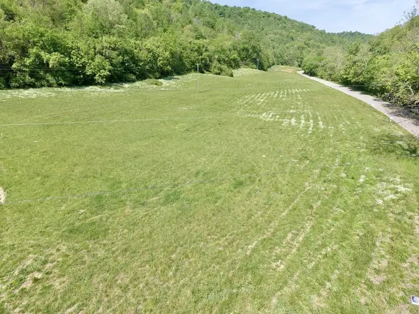 4 Big Hill Rd, Liberty, TN 37095