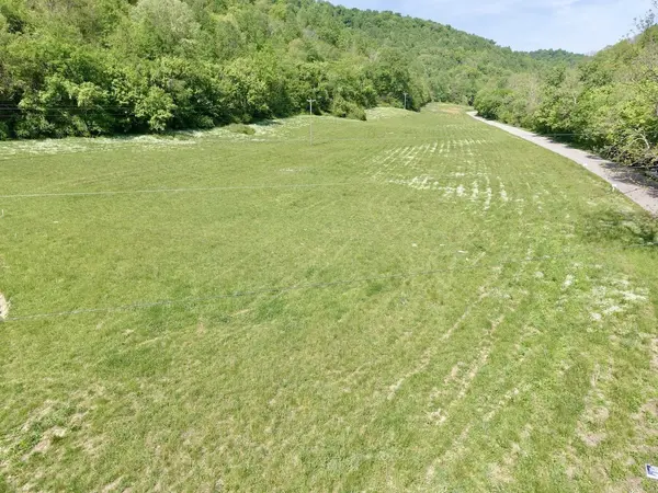 6 Big Hill Rd, Liberty, TN 37095