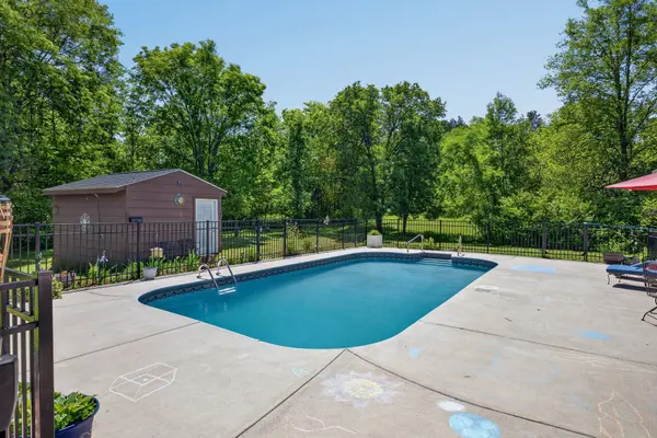 833 Leeville Rd, Lebanon, TN 37090