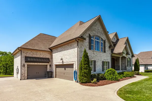 872 Douglas Bend Rd, Gallatin, TN 37066