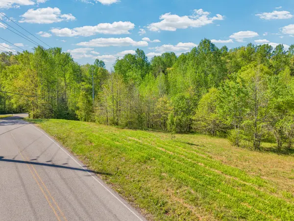 6 Cane Creek Rd, Cookeville, TN 38506