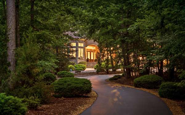 240 Horseshoe Bend Road #E, Signal Mountain, TN 37377
