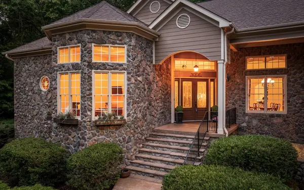 240 Horseshoe Bend Road #E, Signal Mountain, TN 37377