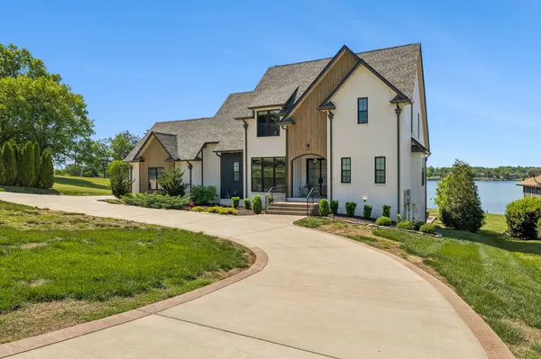 112 Sterling Rd, Hendersonville, TN 37075