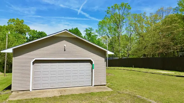 113 Jay Ave, Big Sandy, TN 38221