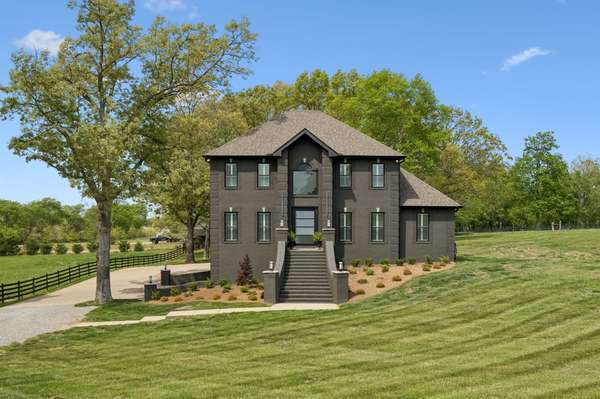 8838 Byrums Chapel Rd, Portland, TN 37148