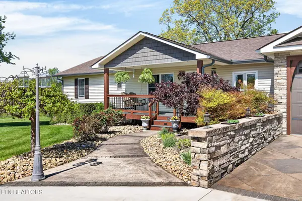 7668 Plateau Rd, Crossville, TN 38571