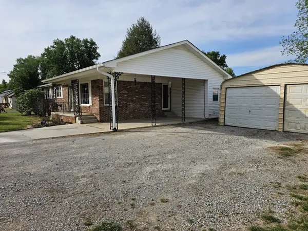 106 Willow St #N, Cowan, TN 37318