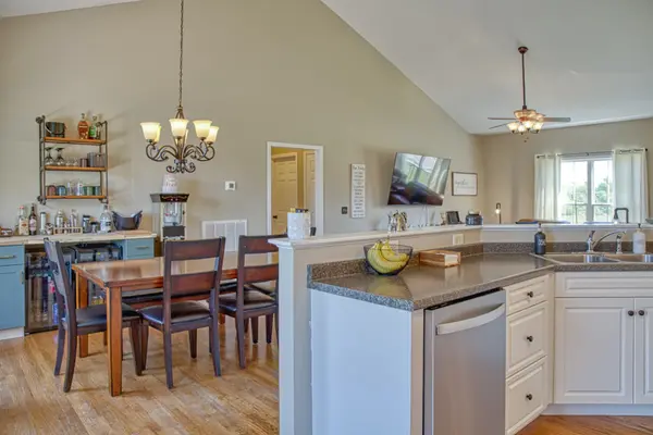 1964 Clemmons Rd, Cookeville, TN 38501