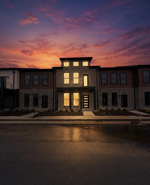 1327 Rebecca Johns Dr #V91, Murfreesboro, TN 37128