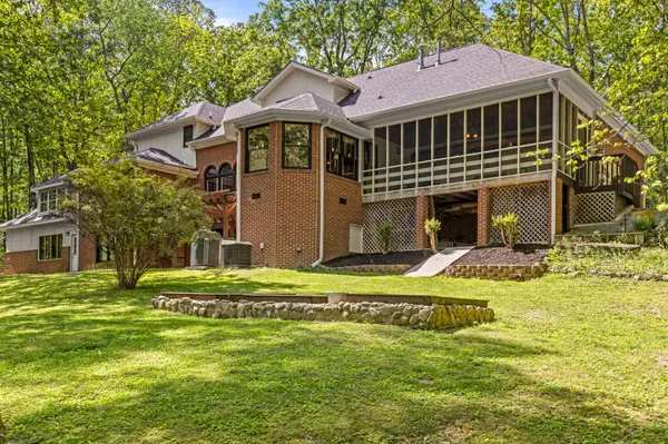 9030 Finney Point Drive, Ooltewah, TN 37363