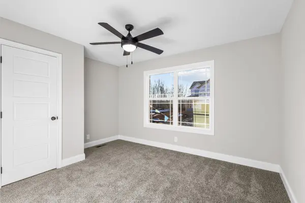 858 Burley Barn Rd, Clarksville, TN 37042