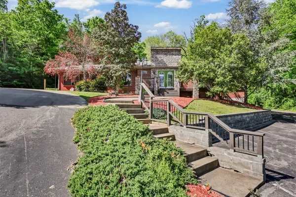 1543 Madison St, Clarksville, TN 37040