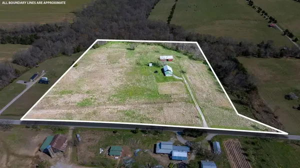 752 Stuart Chapel Rd, Lewisburg, KY 42256