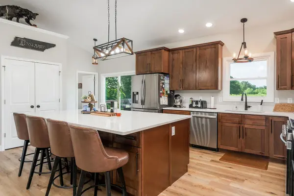5931 Buffalo Valley Rd, Baxter, TN 38544