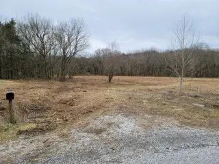 17 Winding Hills Ln, Gordonsville, TN 38563