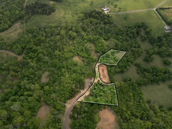 8021 Wilder Pass, Arrington, TN 37014