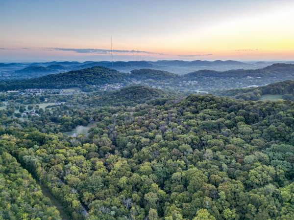 538 Beech Creek Rd #S, Brentwood, TN 37027