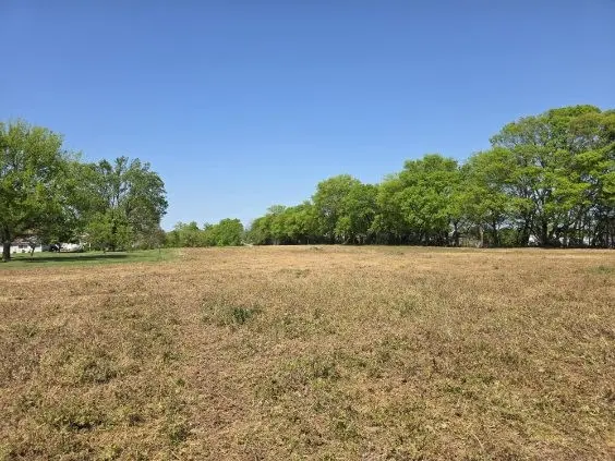 2 Old Zion Rd, Columbia, TN 38401