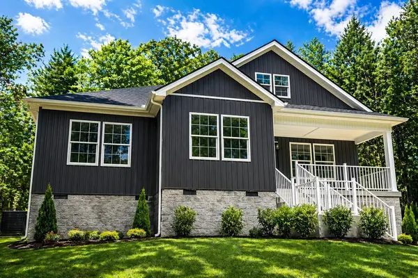 4635 Chapel Hill Rd, Southside, TN 37171