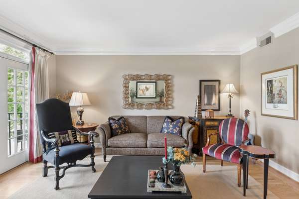 3737 West End Ave #205, Nashville, TN 37205