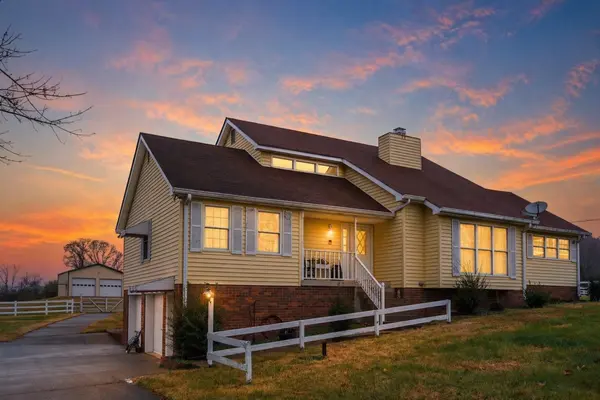 1041 Sandy Valley Rd, Hendersonville, TN 37075