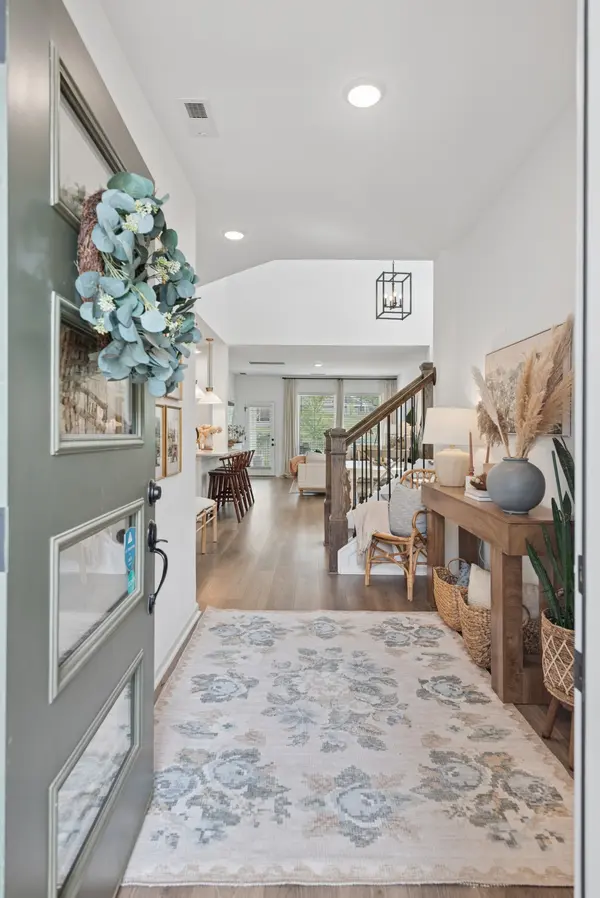 1200 Linn Cove Ct, Gallatin, TN 37066