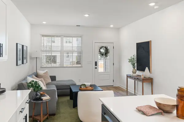 1121 Marlowe Lndg, Nashville, TN 37207