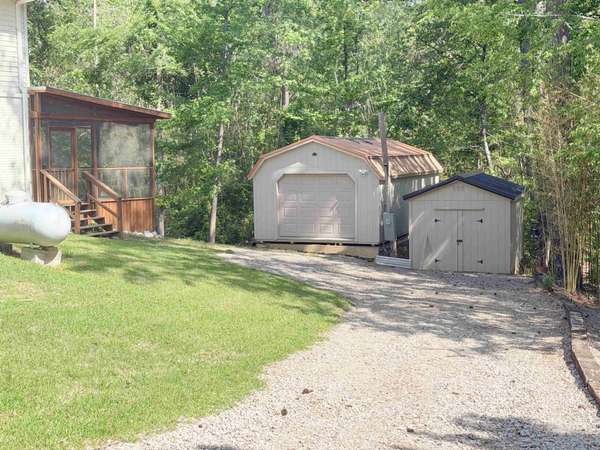 5 CR 377 RD, Iuka, MS 38852