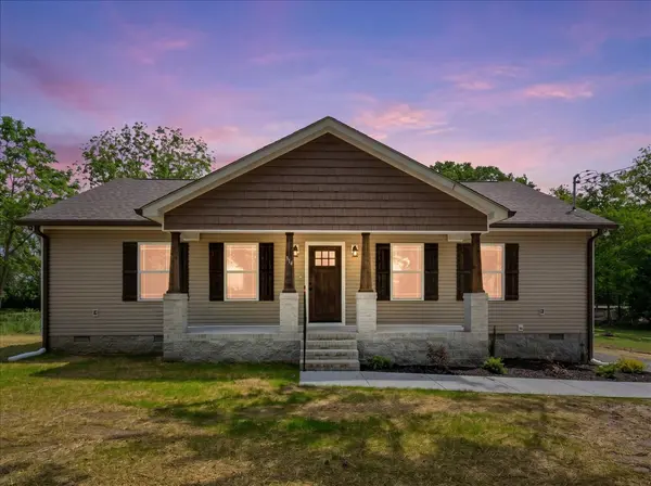 314 Spring St, Wartrace, TN 37183
