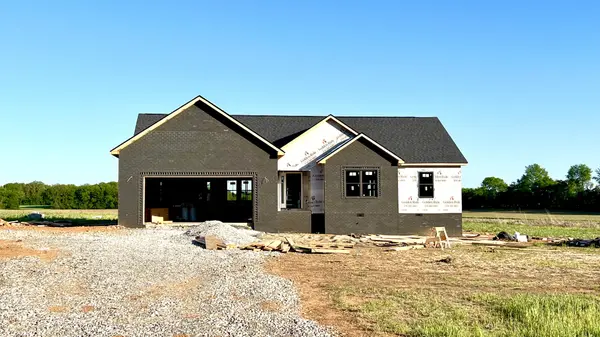 4000 Davis Mill Rd, Trenton, KY 42286