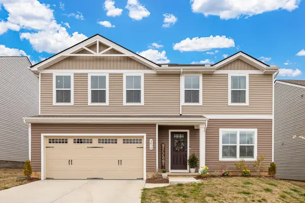 2450 Brokeshire Dr, White House, TN 37188