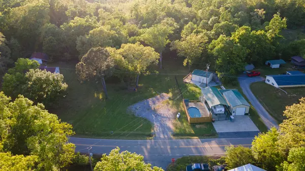 601 Pumpkin Ridge Rd, Dover, TN 37058