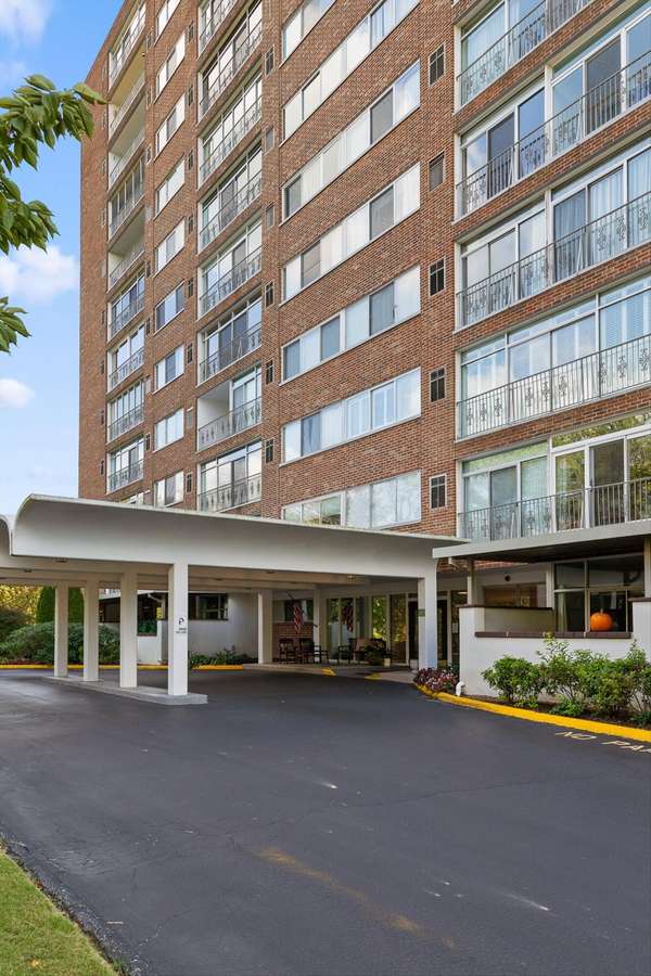 1414 Continental Drive #305, Chattanooga, TN 37405