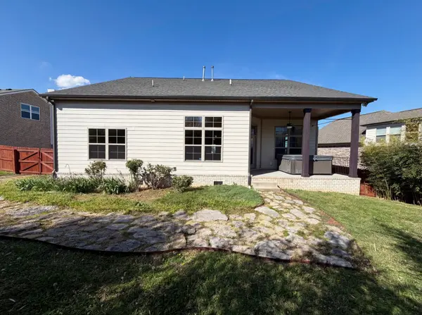 5321 Abbottswood Dr, Smyrna, TN 37167