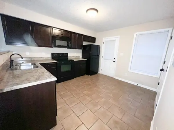 685 Oliver Loop #D, Clarksville, TN 37040