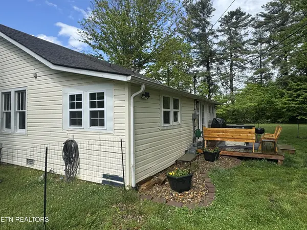 1136 Highway 70 E, Crossville, TN 38555