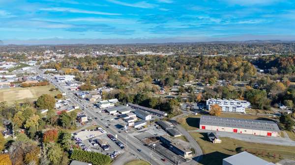 1212 S Lee Highway, Cleveland, TN 37311