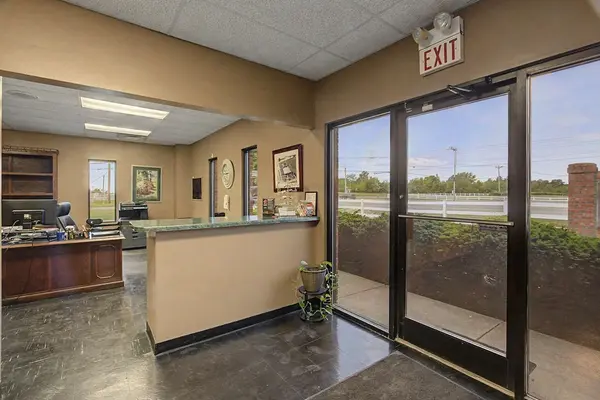 254 Commerce Ct, Hopkinsville, KY 42240