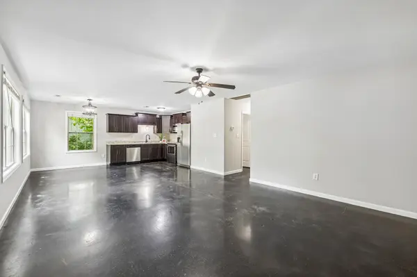 1008 Swift Dr, Clarksville, TN 37040