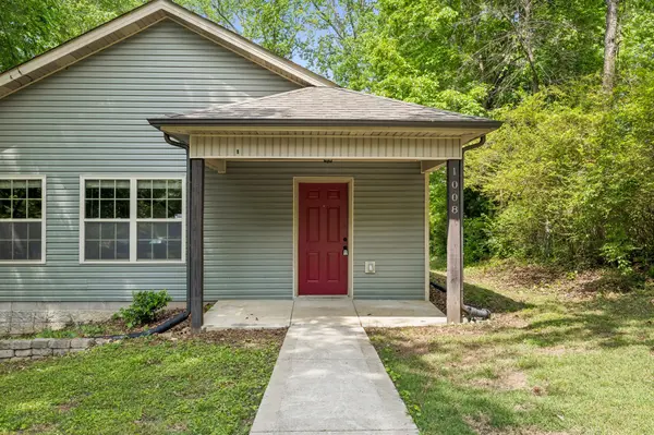 1008 Swift Dr, Clarksville, TN 37040