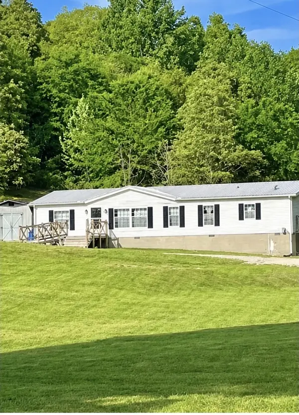 2450 W Leatherwood Rd, Cumberland Furnace, TN 37051