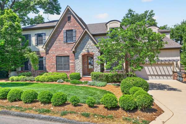 2303 20th Ave #S, Nashville, TN 37212