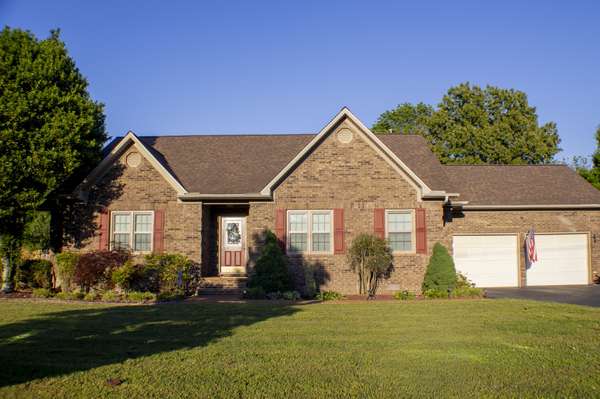 300 Sycamore Ln, Mc Kenzie, TN 38201
