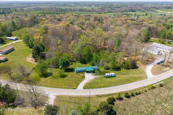 5959 Nashville Hwy, Deer Lodge, TN 37726
