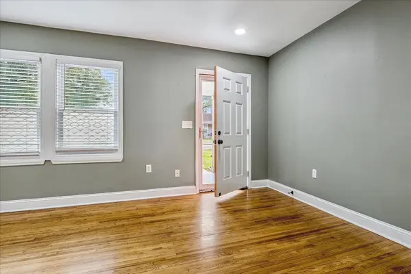 193 N HOLLYWOOD ST, Memphis, TN 38112