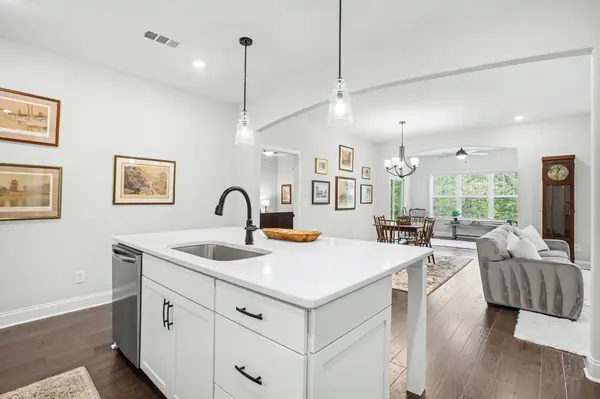 124 Owl Hollow Rd, Hendersonville, TN 37075
