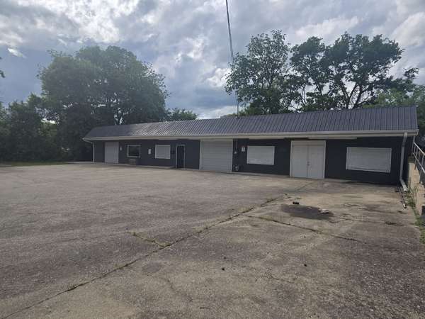 124 W Winchester St, Gallatin, TN 37066