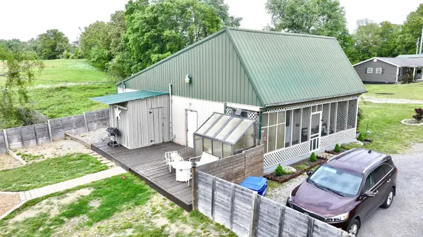 582 Cerulean Rd, Cadiz, KY 42211