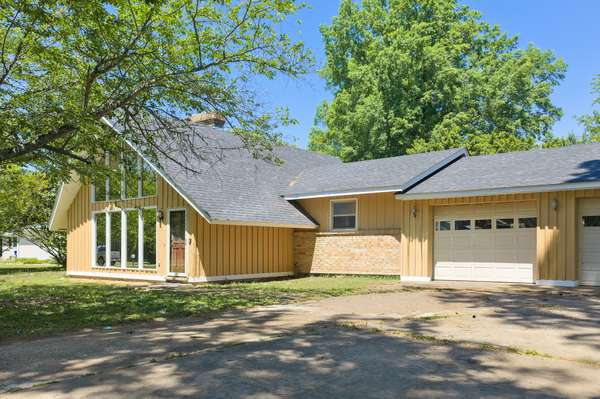 171 Maple Ln, Dresden, TN 38225